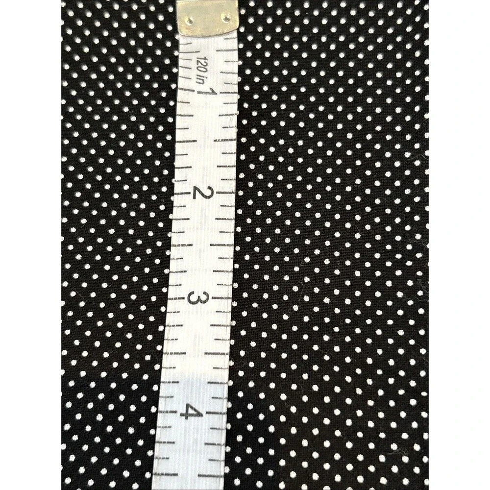 Unbranded black white